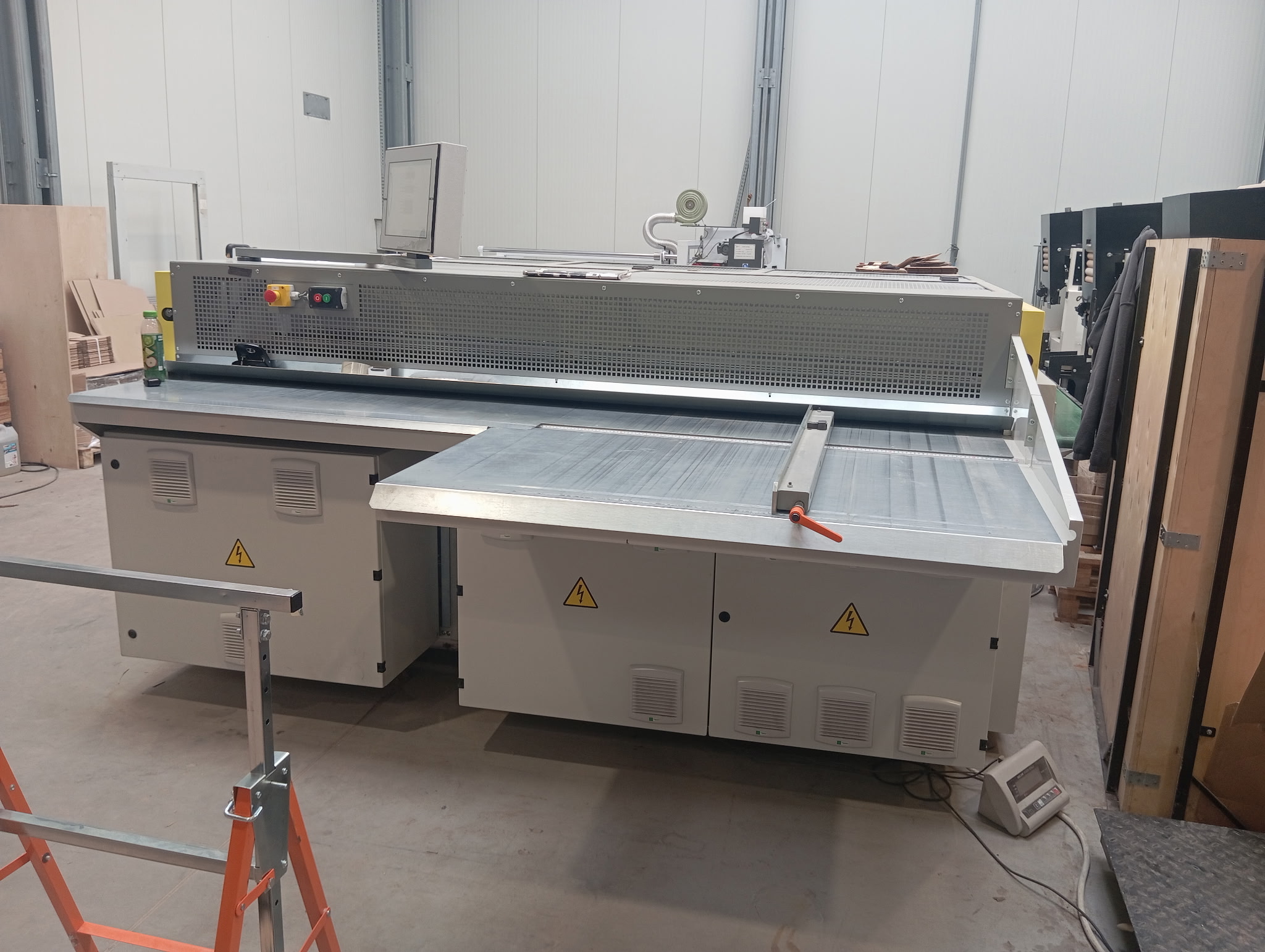 Boxmaker do produkcji pudeł Boxmatic M 25 DCFM-D rok 2024 6 Boxmaker do produkcji pudeł Boxmatic M 25 DCFM-D rok 2024